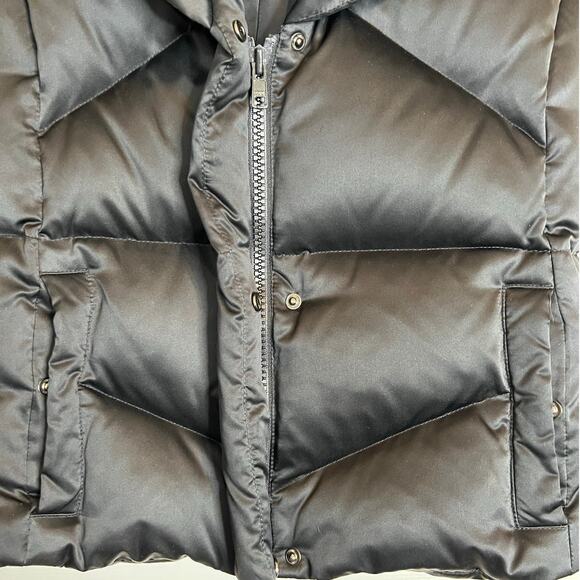ANN TAYLOR Down Puffer Vest Quilted Sleeveless in Black Women’s Medium - Picture 8 of 11